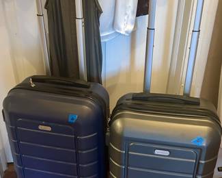 Pull Handled carry on luggage