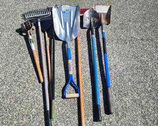 Various Yard Tools Kobalt, GreenThumb - Rakes, Shovels, Edger & More