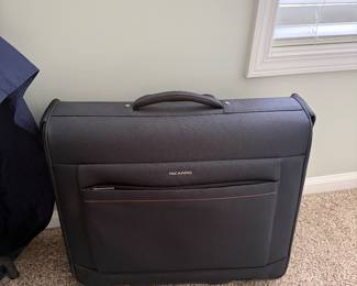 Suitcase 