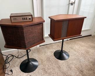 901 Speakers and Equalizer untested needs work Buy it now $250