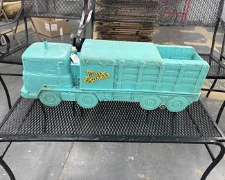 Max Express Toy Vehicle 