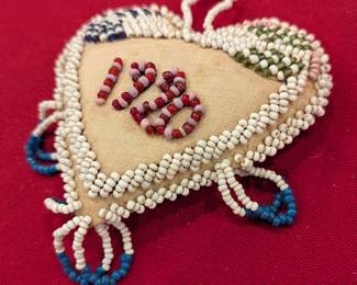 Native American beaded pincushion "1920"