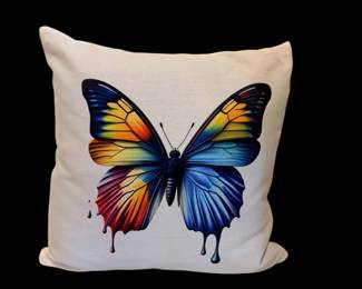 Lots of decorative pillows