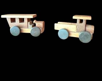 Miniature drummer trucks