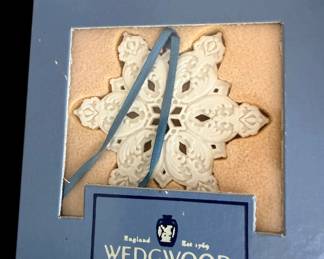 Wedgwood Ceramic Snowflake Christmas Ornament Blue & White in Box