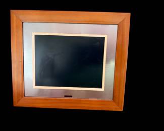 Digital frame