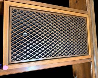 Pair of SANSUI speakers