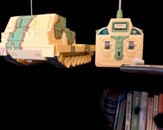 Remote control tank