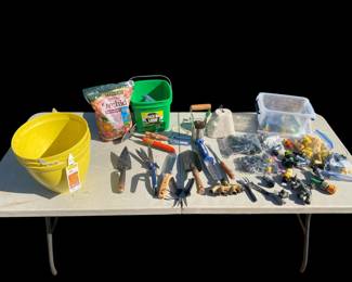 Tools for working in the yard