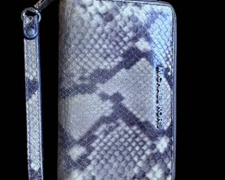 Michael Kors Leather Crocodile Pattern Wallet