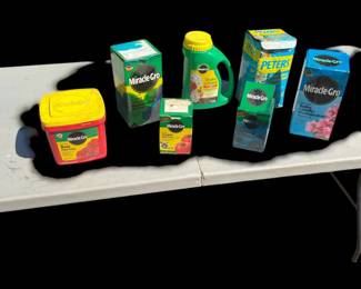 Fertilizer to make things pretty! 