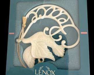 Vintage Lenox peace, porcelain dove ornament