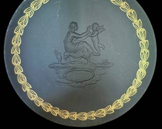 Wedgewood Black basalt mother's plate 