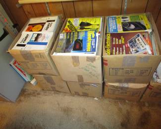 Huge huge huge amount of tech magazined from vintage to newer, make a pile