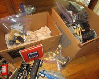 Lionel O Gauge train set complete with track and extras