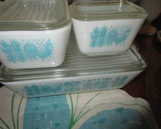 Amish Butterprint Pyrex