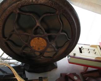 Many vintage speakers