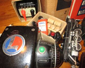 Lionel O Gauge train set complete with track and extras