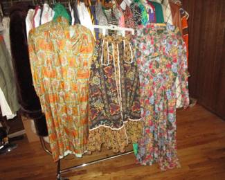 Ladies vintage clothing
