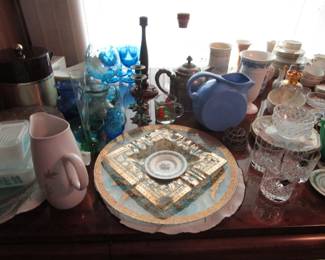 Vintage glassware and pottery