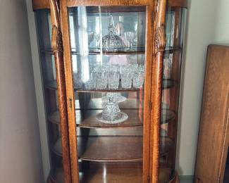Antique Rounded Glass Claw Foot Curio / China Cabinet