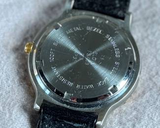 This lot features an Elgin FS-408 Calendar Moon Phase Quartz watch on a genuine leather band. Will need a new battery at minimum.