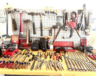 Large selection of hand tools