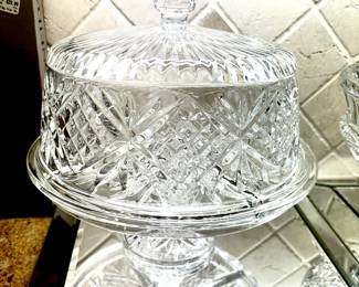 Shannon crystal cake domes