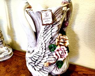 Tall Capodimonte swan vase