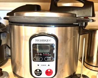 Digital pressure cooker