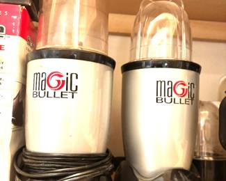 Assorted kitchenware