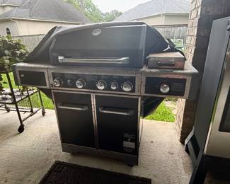 Propane gas grill