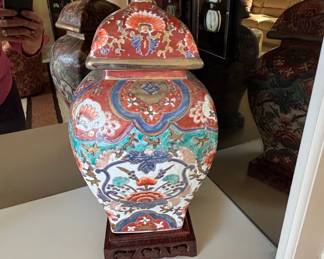 Pair of Chinese Export Porcelain Ginger Jars