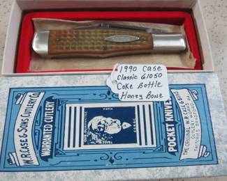 1990 Case Classic 61050 Coke Bottle Knife w/Honey Bone Handles