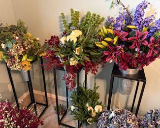 Hundreds of high quality floral stems and arrangements from an interior design store