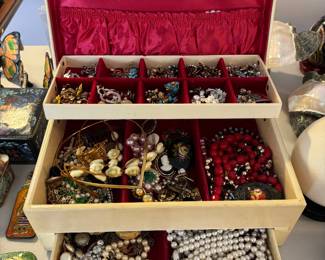 Collection of costume jewelry 
