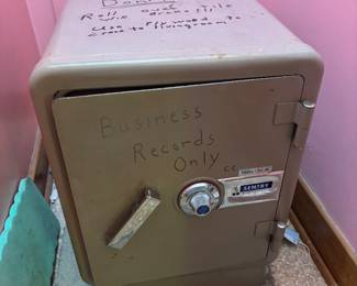 Safe (combo available)- ready to be moved by YOU 