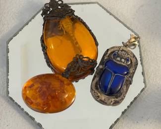 Amber pendant / blue Beatle pendant 