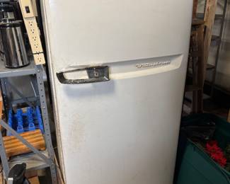 Vintage working fridge 