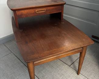 Lane MCM end table 