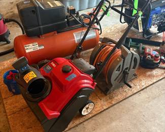 Toro Power Clear 180 Snow Blower