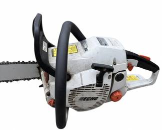 ECHO CS-4400 Chainsaw