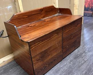 Ethan Allen Old Tavern Pine Dry Sink/Server