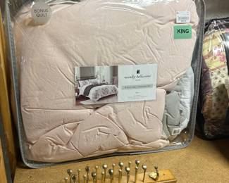Wendy Bellissimo Home 8 Piece King Comforter Set - Keely