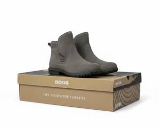 Bogs Women's Classic High Waterproof Insulated Boot