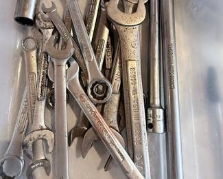 Assorted Combination Wrenches and Socket Extension Set