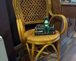 Vintage Rattan Peacock Chair
