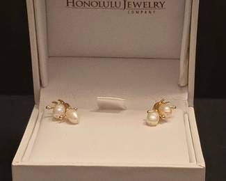 14k Gold Freshwater Pearl Cluster Earrings