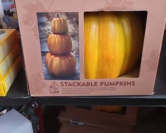 Stackable Pumpkins Decorative Set