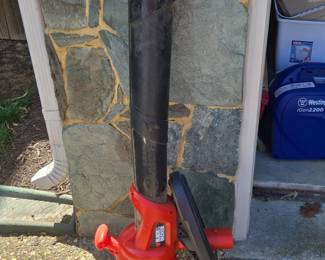 Black  Decker LEAFHOG Electric Blower or Vacuum